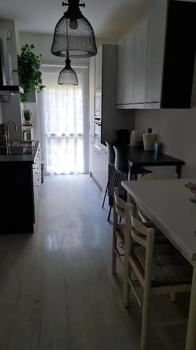 Apartment Nel Verde Della Citta Milan